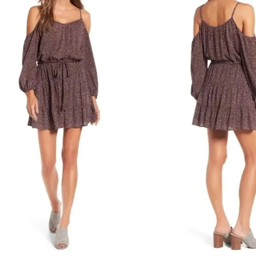 Paige Carmine off the shoulder dress Medium - Picture 4 of 5